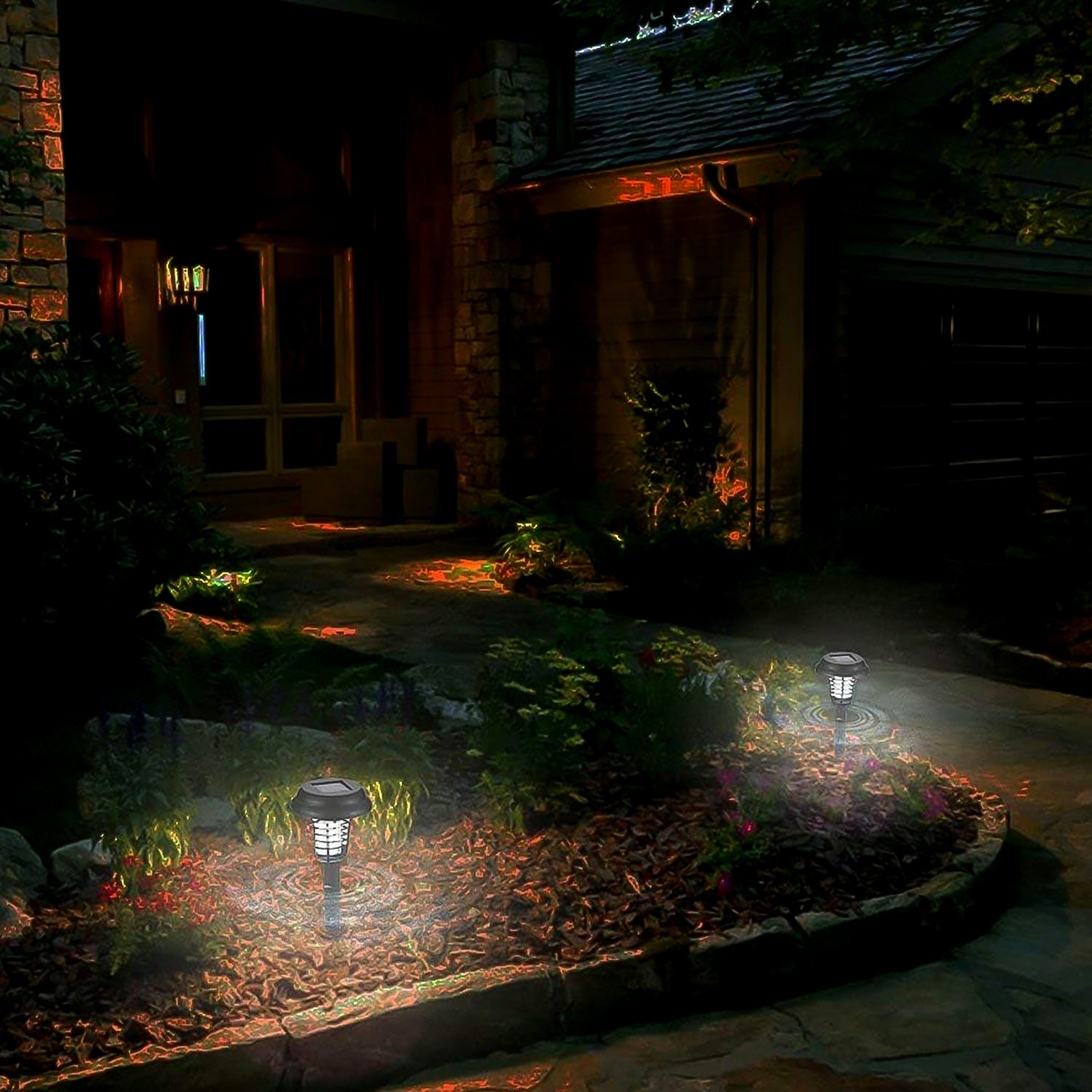 BuzzGuard Solar LED Trap BuzzGuard Solar LED Trap